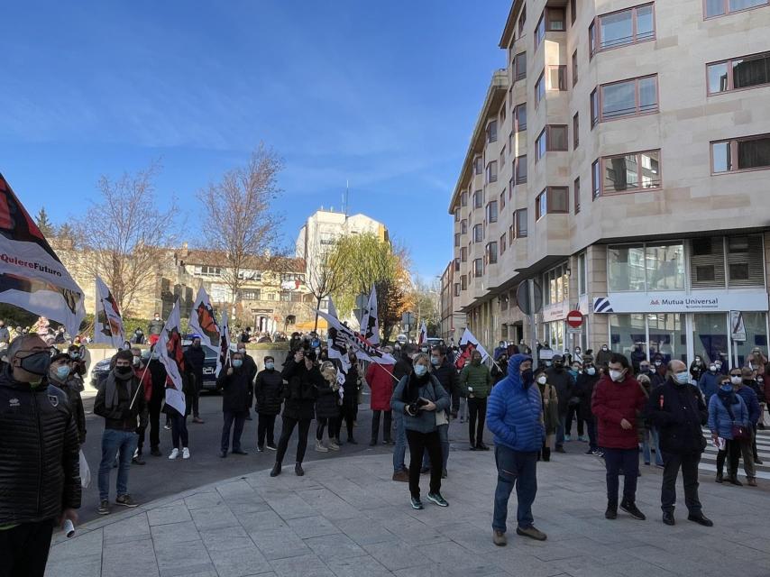 Concentración ante la Delegación de la Junta en Soria