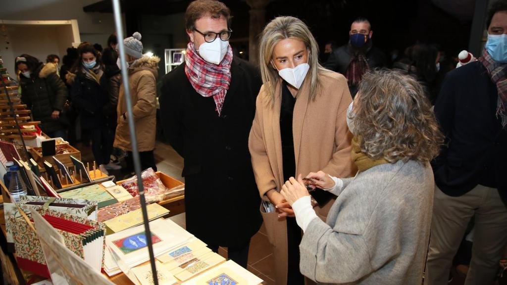 Jesús Corroto y Milagros Tolón en la inauguración.