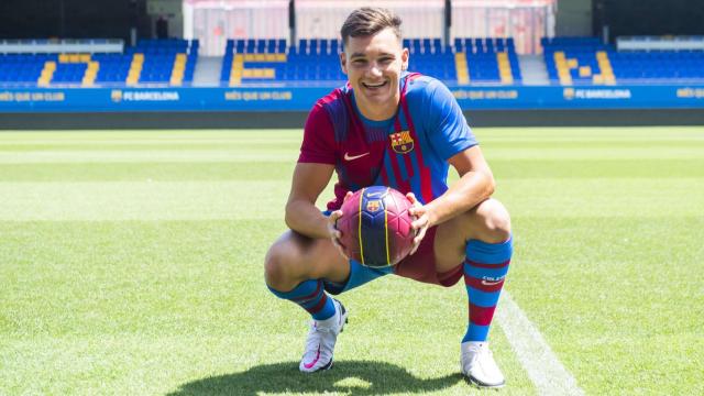 Ferran Jutglà, durante su presentación con el Barça