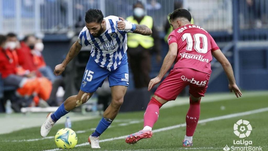 Antoñín intenta marcharse de José Arnáiz.