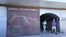 Alicante pone en marcha la nueva línea regular de acceso al Castillo de Santa Bárbara