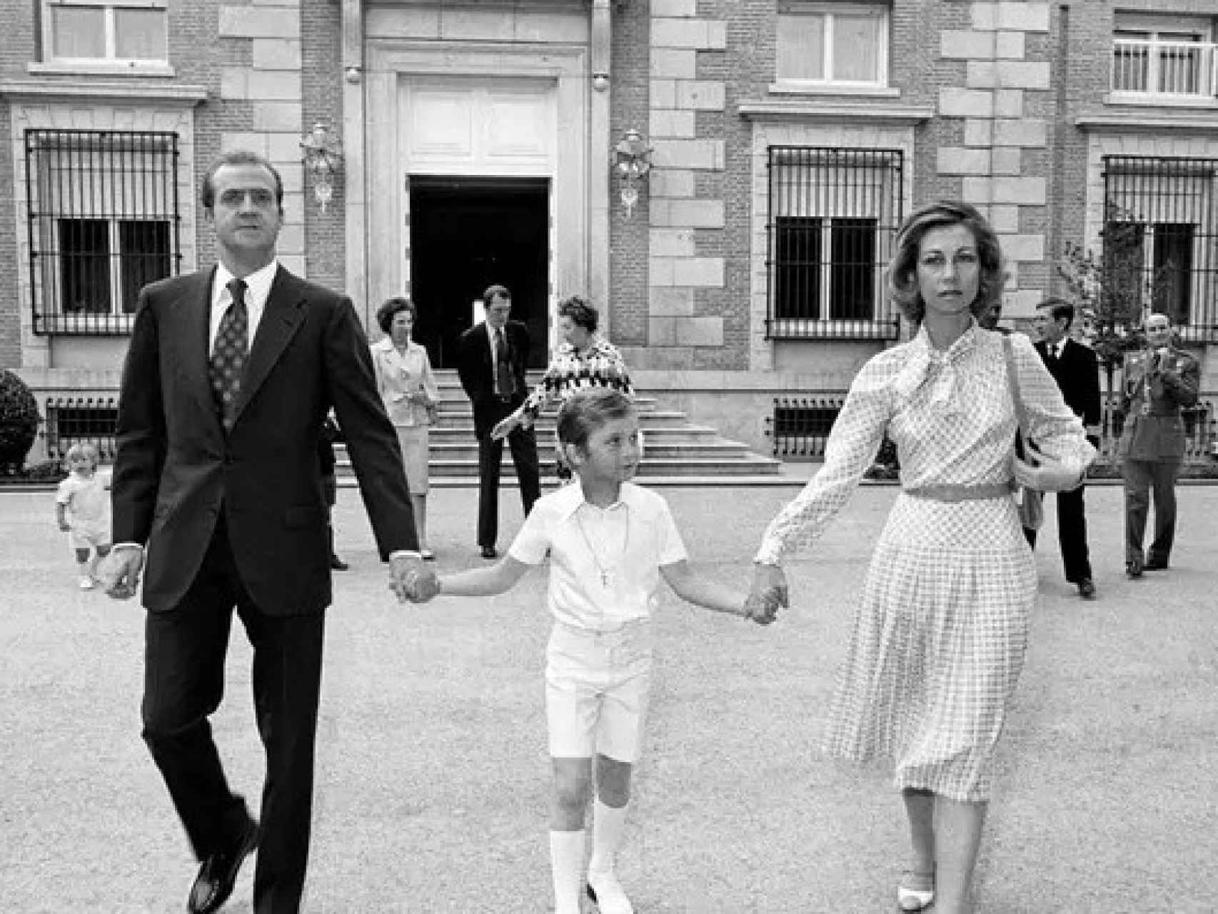 Los reyes Juan Carlos y Sofía en la comunión del actual Felipe VI.