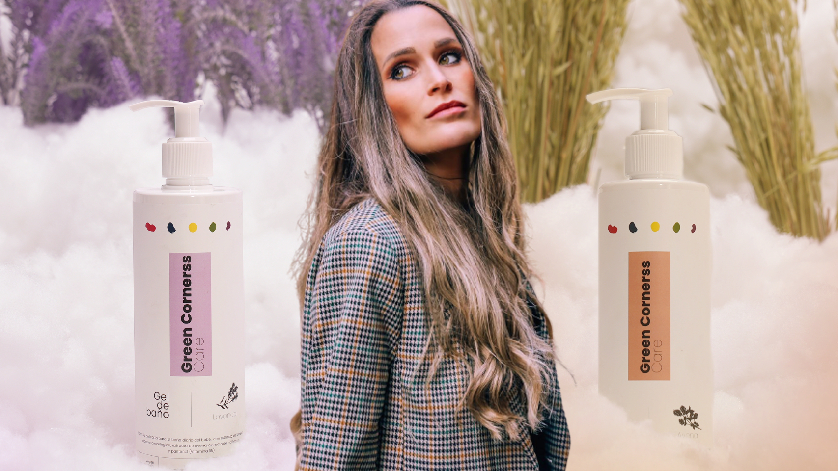 Verdeliss junto a los productos cosméticos de su firma Green Corners.