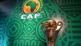 El trofeo de la Copa de África 2021.