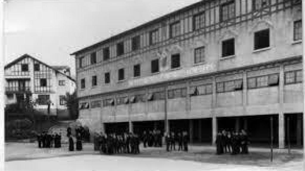 Antiguo colegio Santa Rita de San Sebastián.