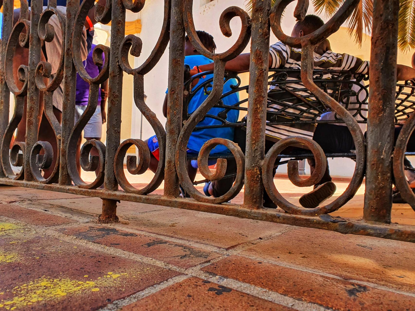 Imagen de un grupo de menores migrantes no acompañados.