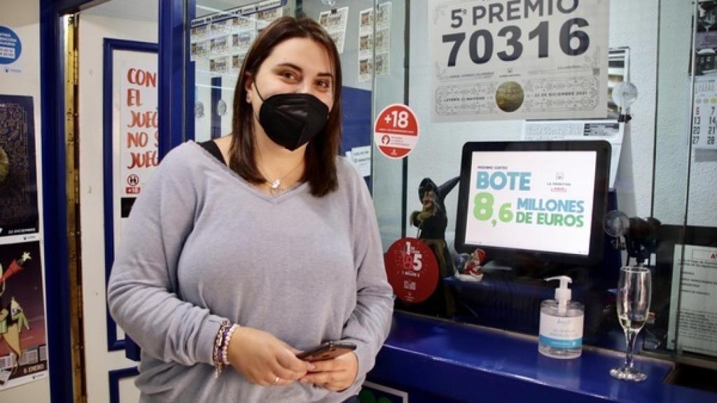 Patricia, de la administración agraciada en Villamañán