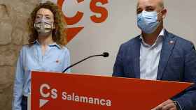 La teniente de alcalde de Salamanca, Ana Suárez, y el portavoz de Cs en las Cortes de CyL, David Castaño