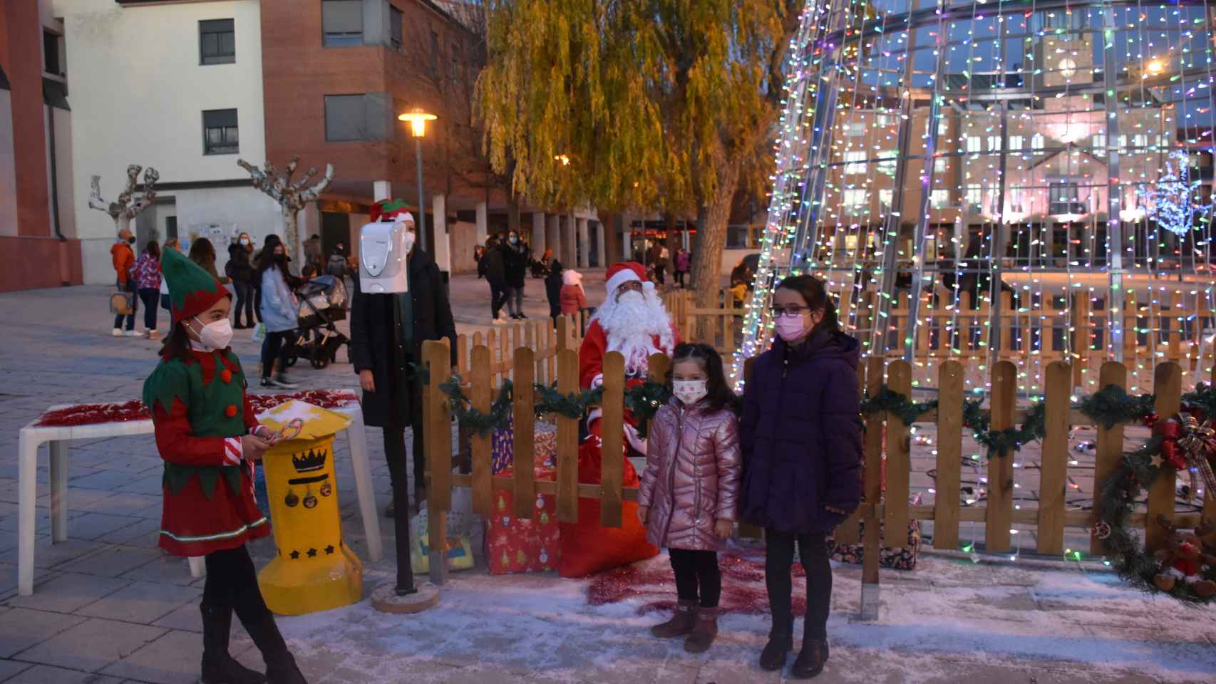 Papá Noel visita la localidad de La Cistérniga