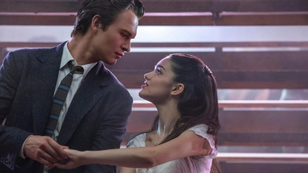 Ensel Elgort y Rachel Zegler son Anton y Maria en 'West Side Story'