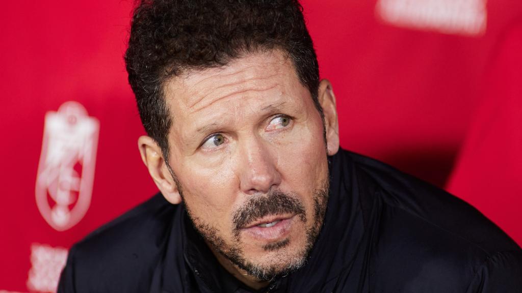 El 'Cholo' Simeone, en el banquillo de Los Cármenes