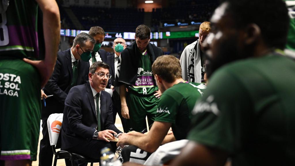 Banquillo del Unicaja en el partido ante el Joventut (72-76).