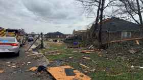 Destrozos en Bowling Green, Kentucky, tras el tornado.