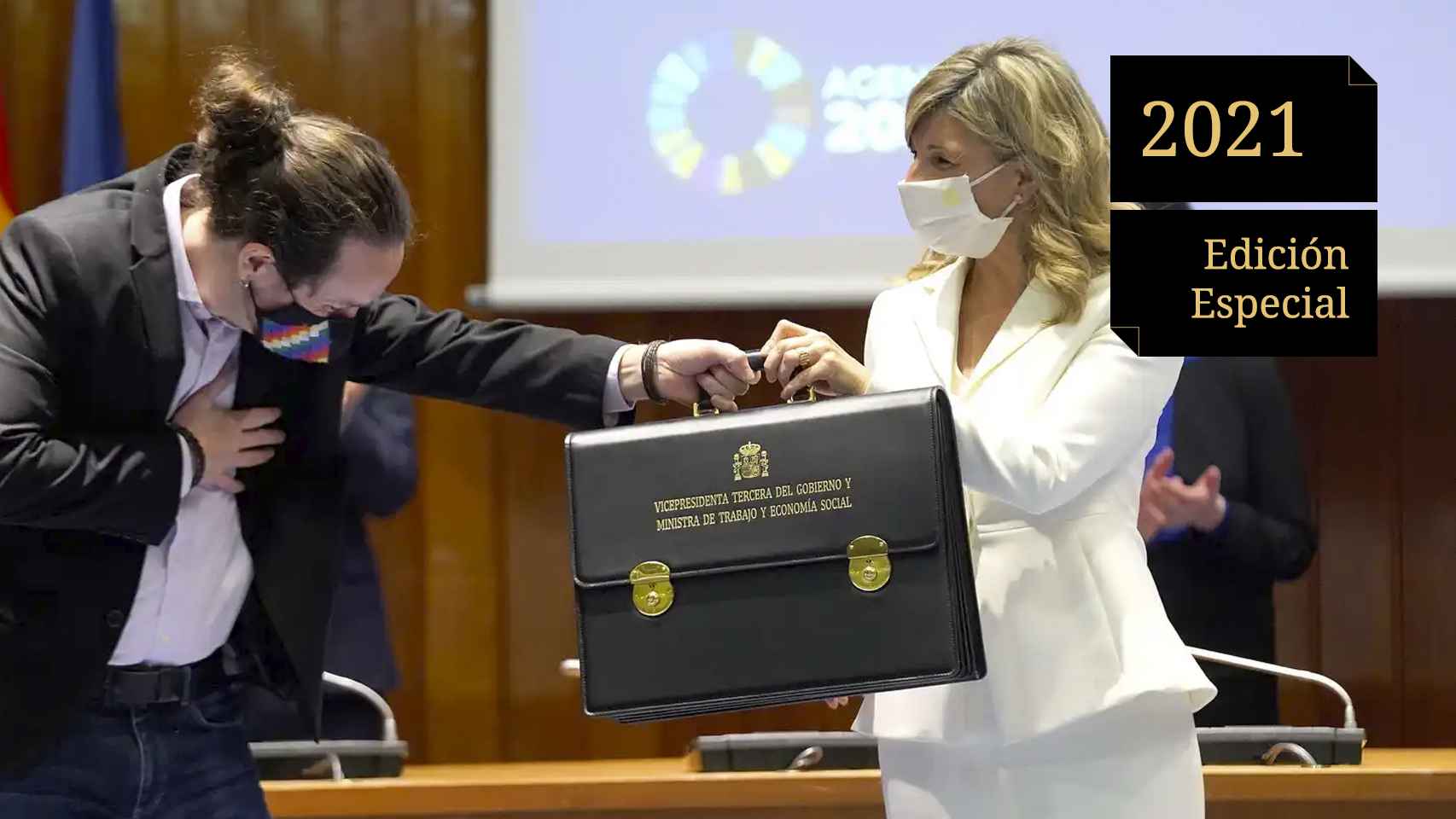 Pablo Iglesias entrega la cartera de vicepresidenta a Yolanda Díaz.
