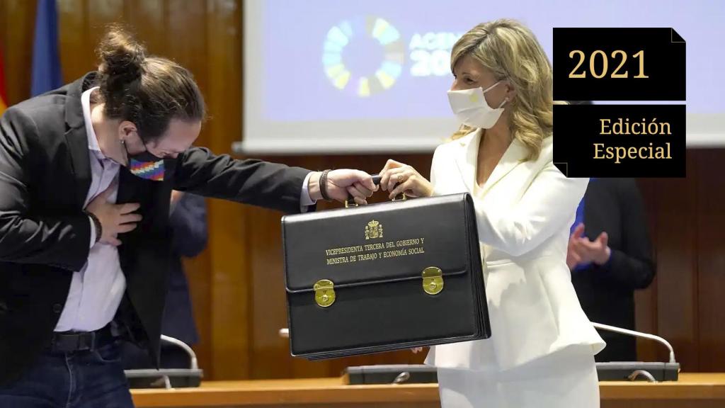 Pablo Iglesias entrega la cartera de vicepresidenta a Yolanda Díaz.