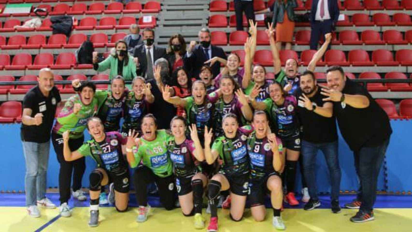 El Costa del Sol Málaga tras ganar el título de la EHF.