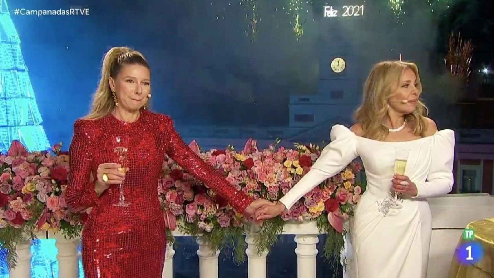Anne Igartiburu y Ana Obregón en las últimas campanadas en TVE.