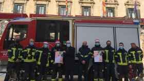 Los bomberos de Alicante solicitan la colaboración ciudadana para la VII Jornada Solidaria de regalos.