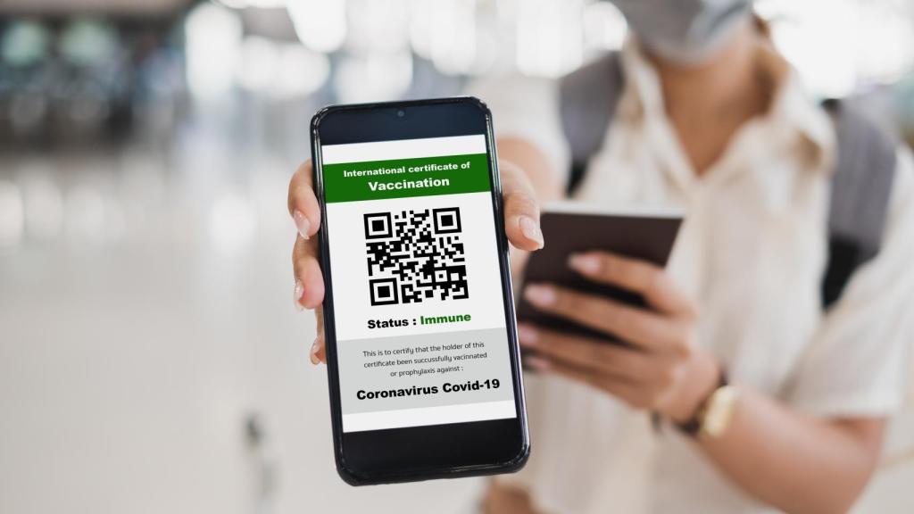 Sanidad activa una nueva aplicación de lector QR GVA para validar el certificado Covid.