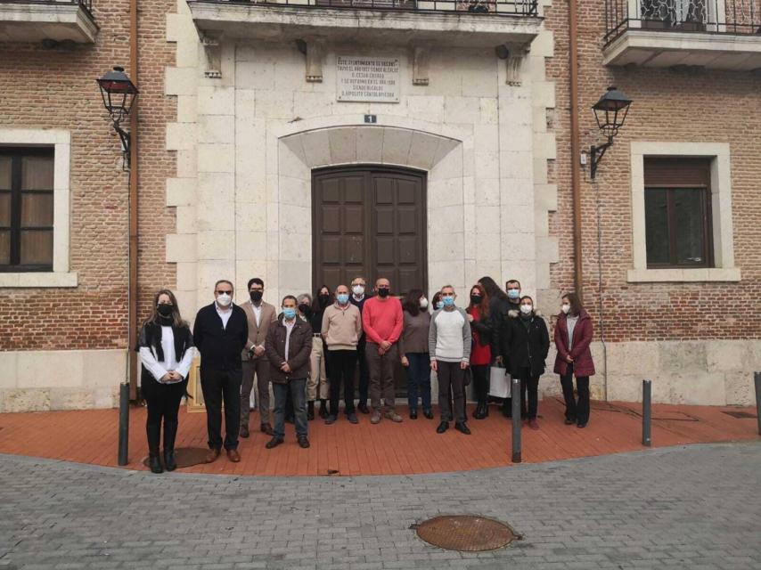 Imagen de familia en un día de reconocimiento para Jesús y Valentín