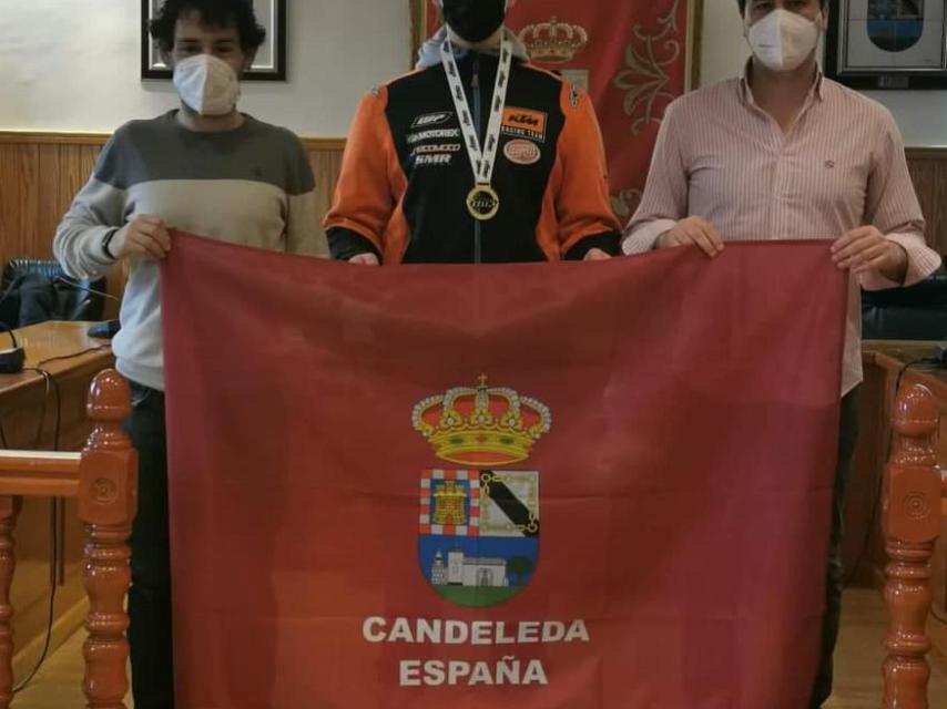 Recibimiento de Manuel Gómez en Candeleda