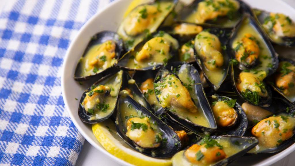 Mejillones a la marinera. Receta fácil y rápida.