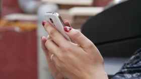 Cuidado con la nueva estafa vía SMS a nombre de MRW: pueden robarte el dinero en segundos