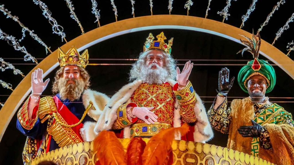 Los Reyes Magos en la cabalgata de 2021.EP