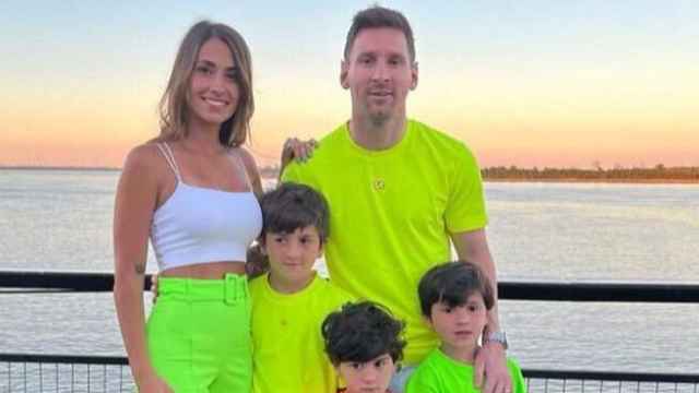 La imagen de Messi con su familia que se ha hecho viral.