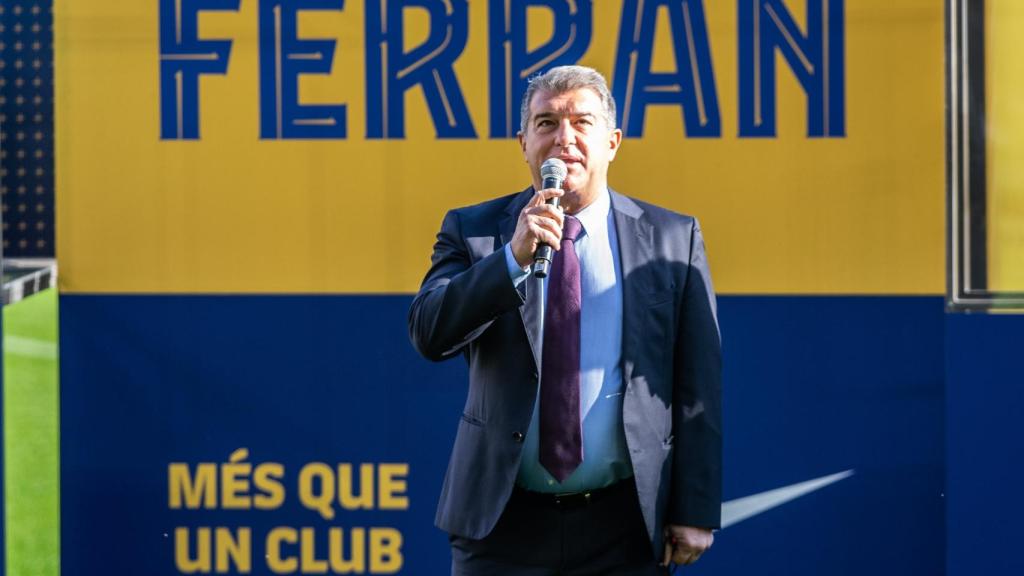 Joan Laporta, durante la presentación de Ferran Torres.