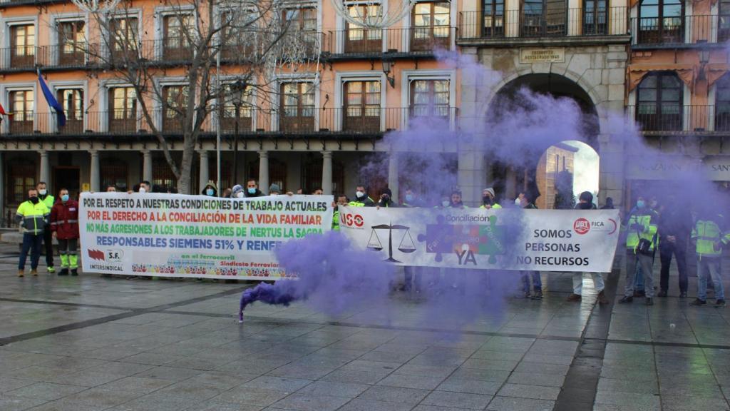 Concentración de trabajadores de Nertus. Foto: UGT