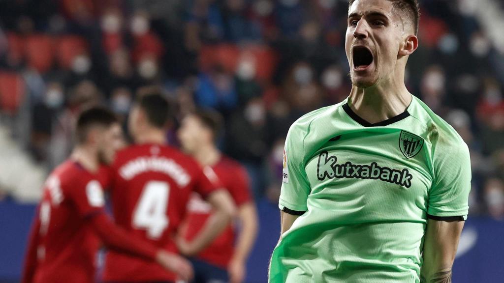 Oihan Sancet celebra uno de sus tantos frente a Osasuna.