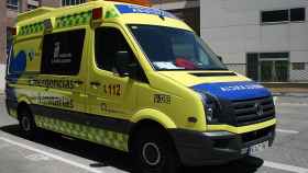 Trasladados en ambulancia al Complejo Asistencial de Segovia