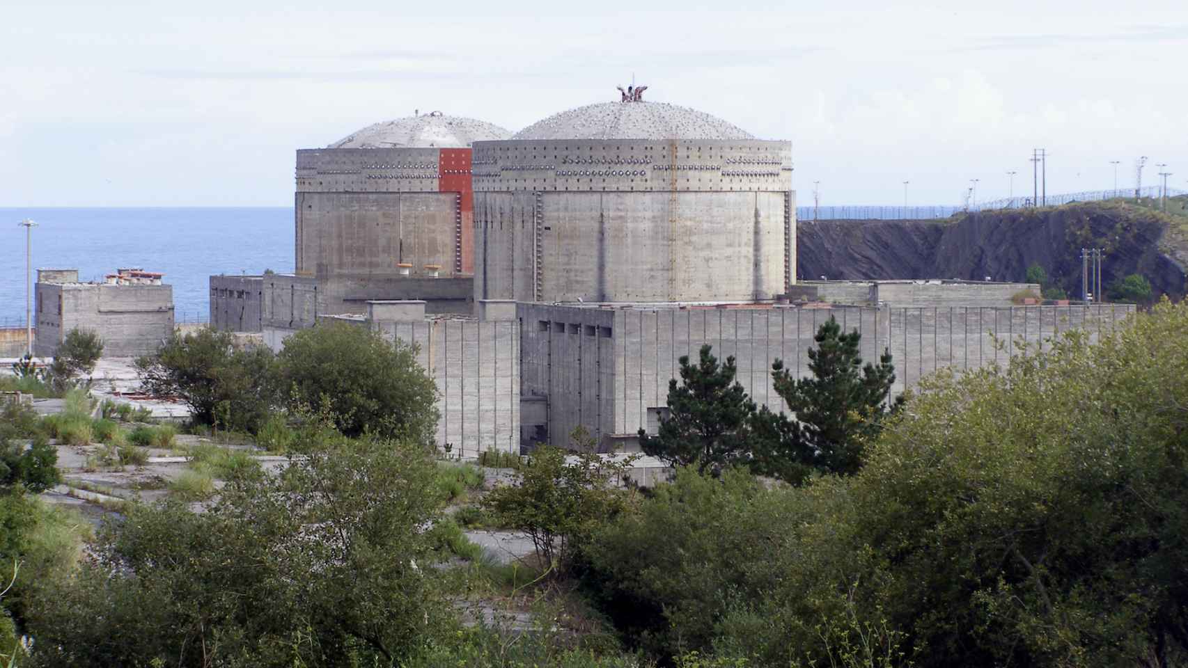 La central nuclear abandonada de Lemóniz.