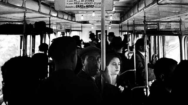 Willy Ronis: 'Metro en superficie', 1939. © Willy Ronis, 1939