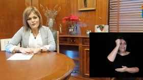 La alcaldesa de Redondela, Digna Rivas, anima a solicitar el servicio.