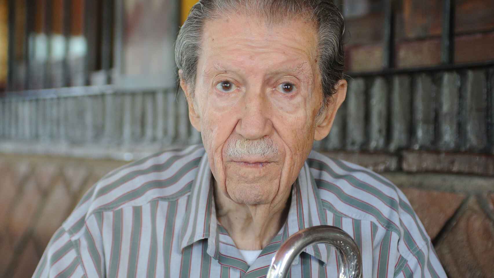 El periodista y poeta Manuel Alcántara, en una imagen de archivo.