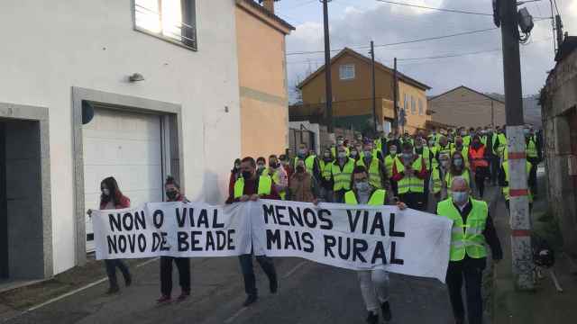 Protesta contra el vial de Beade.