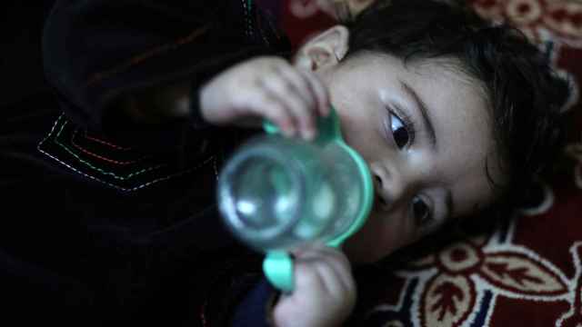 Sohail Ahmadi, el bebé afgano que se ha reencontrado con su familia meses después de perderse en Kabul.