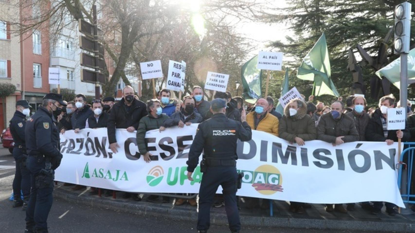 Un momento de la manifestación de protesta organizada por las organizaciones agrarias