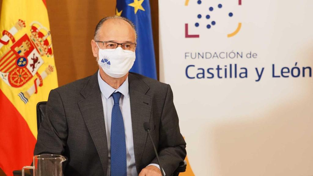 El presidente de las Cortes y de la Fundación de Castilla y León, Luis Fuentes