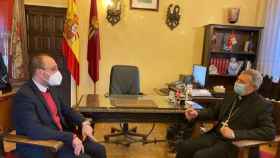 Reunión entre el alcalde y el obispo de Ciudad Rodrigo
