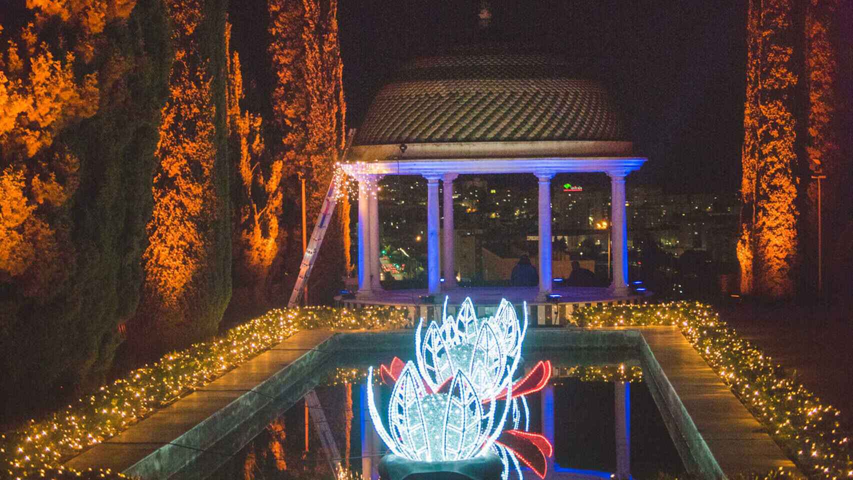 Uno de los puntos del espectáculos Las Luces del Botánico, en Málaga.