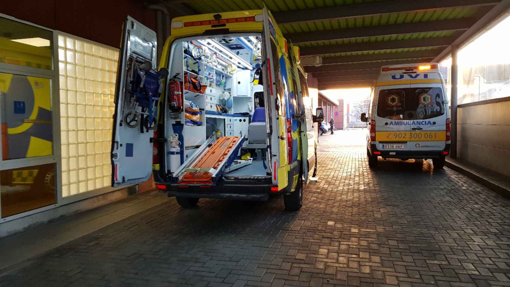 Urgencias Zamora ambulancia.jpg