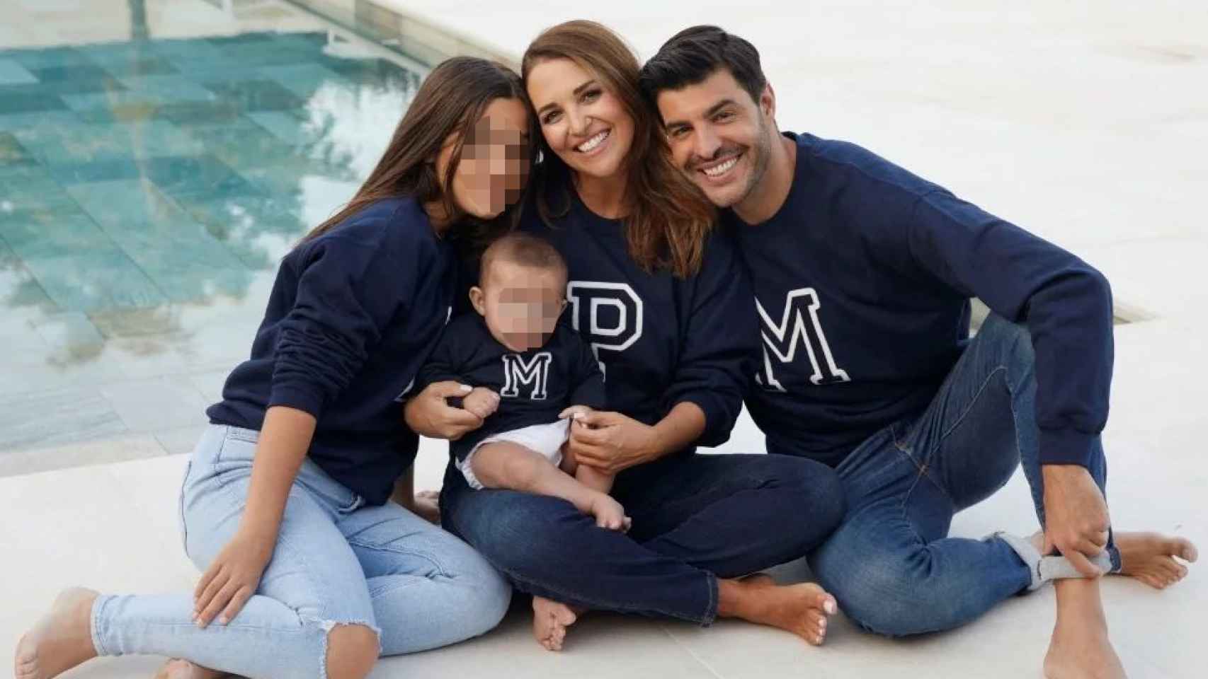 Paula Echevarría y su familia en una imagen de sus redes sociales.