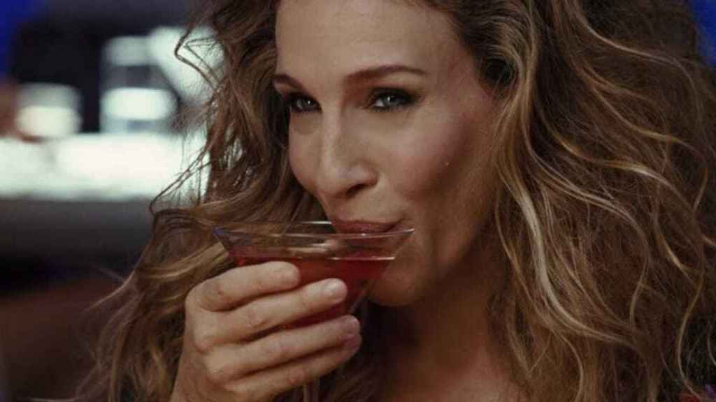 Sarah Jessica Parker caracterizada como Carrie Bradshaw en 'Sexo en Nueva York'.