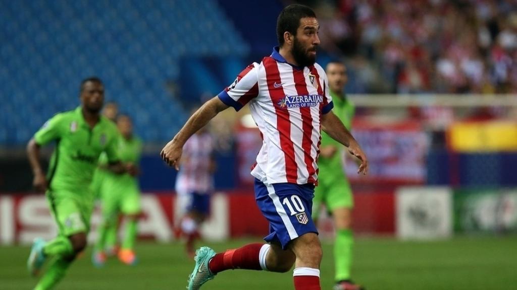 Arda Turan durante un partido del Atlético de Madrid