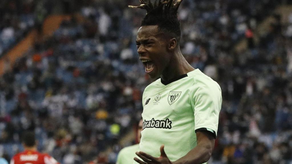 Nico Williams celebra su gol en la semifinal de la Supercopa de España 2022