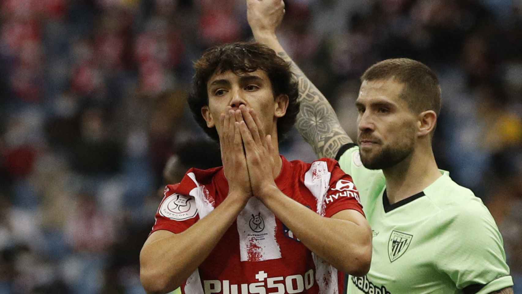 Joao Félix se lamenta tras fallar una ocasión de gol