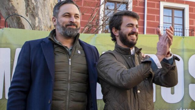 Santiago Abascal junto a Juan García-Gallardo.